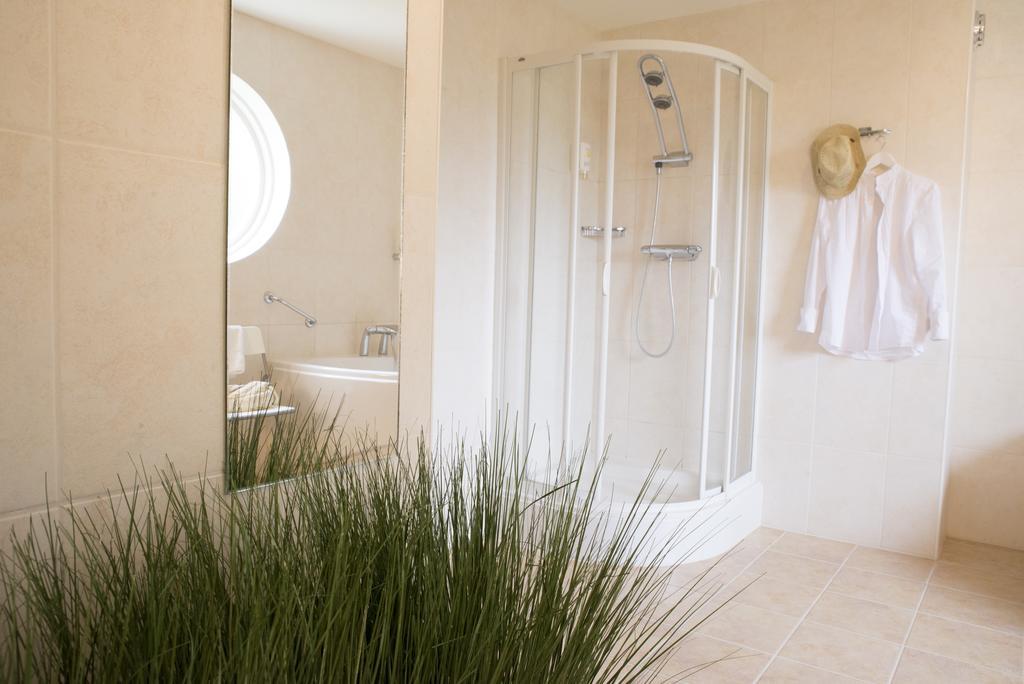 Hotel Strandhotel Bos En Duin 4*